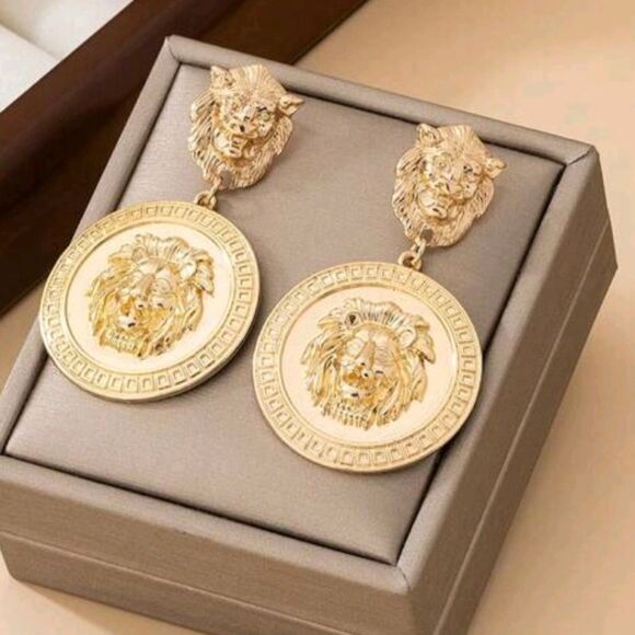 Designer Inspired Gold Lion Earrings - Picture 1 of 7